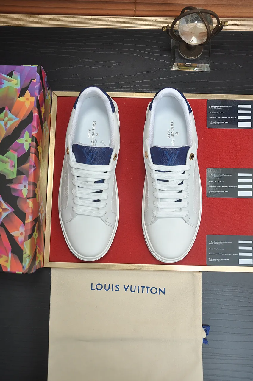 Men's shoes 💰540💶[LOUIS VUITTON] Original order price (water-dyed cowhide lining) new model 🍀LV Louis Vuitton * - top version of LV classic trendy shoes! Made of imported original cowhide, water-dyed cowhide lining, and original wear-resistant rubber outsole! High quality products! Code number 38-45 (45 is custom-made and cannot be returned or exchanged)